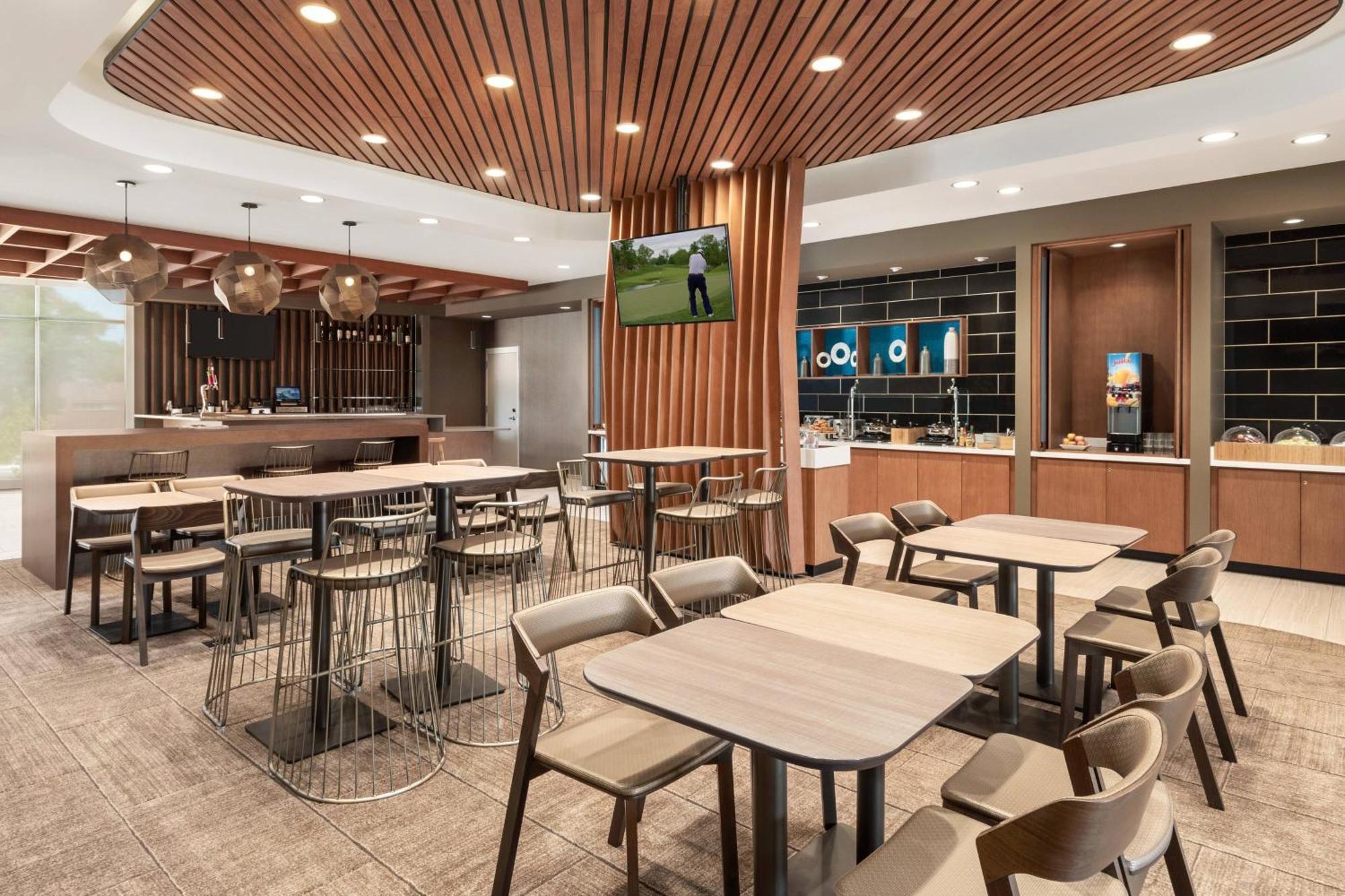 Springhill Suites By Marriott Milwaukee West/Wauwatosa Ngoại thất bức ảnh
